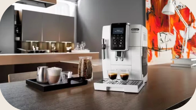 ディナミカ(手動ミルク)ECAM35035Wの正面画像