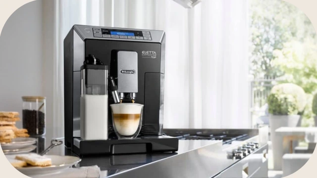 エレッタ カプチーノ トップ(手動/自動どちらも対応)ECAM45760Bの正面画像