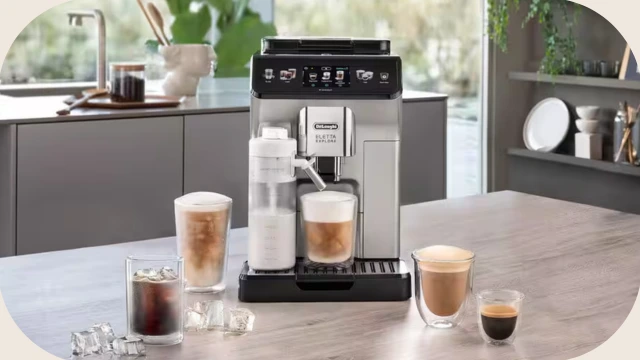 エレッタ エクスプロア Wi-Fi(温冷自動ミルク)ECAM45086Tの正面画像